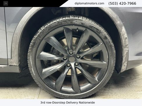 Used 2019 Tesla Model X Long Range image 38