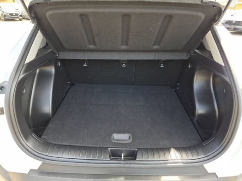 Used 2025 Hyundai Kona SEL FWD image 28