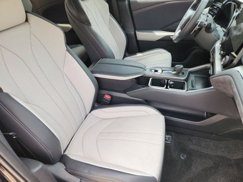 Certified 2024 Lexus TX 500h AWD w/ Technology Package image 29