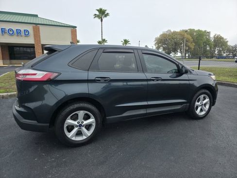 Used 2022 Ford Edge SE image 5