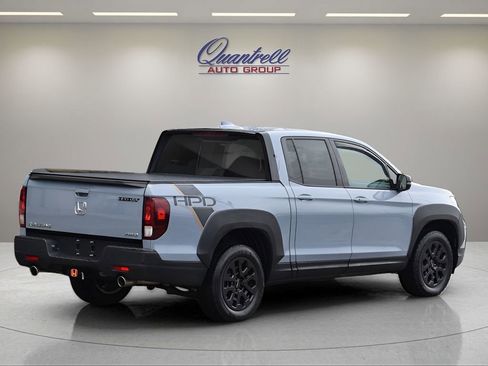 Used 2022 Honda Ridgeline Black Edition image 4