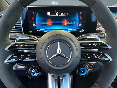 New 2026 Mercedes-Benz GLS 63 AMG 4MATIC image 16