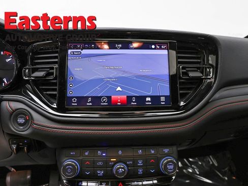 Used 2024 Dodge Durango GT AWD/4WD image 11