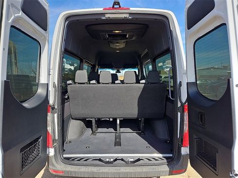 Used 2025 Mercedes-Benz Sprinter 2500 image 14