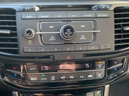 Used 2016 Honda Accord Sport image 12