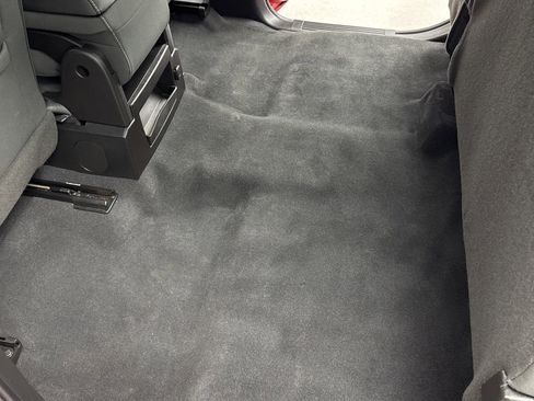 Used 2018 Chevrolet Silverado 1500 LT w/ All Star Edition image 40