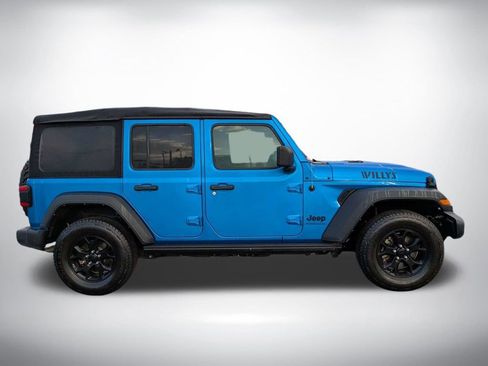 Used 2023 Jeep Wrangler Willys image 3