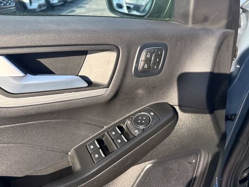 Used 2025 Ford Escape Platinum image 28