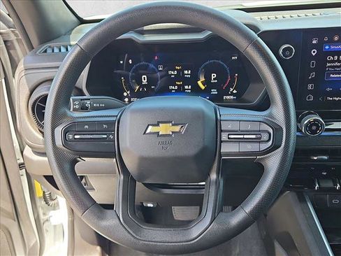 Used 2024 Chevrolet Colorado W/T w/ WT Convenience Package II RWD image 13