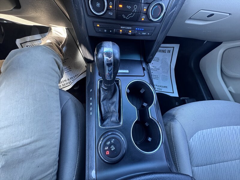 Used 2018 Ford Explorer 4WD image 15