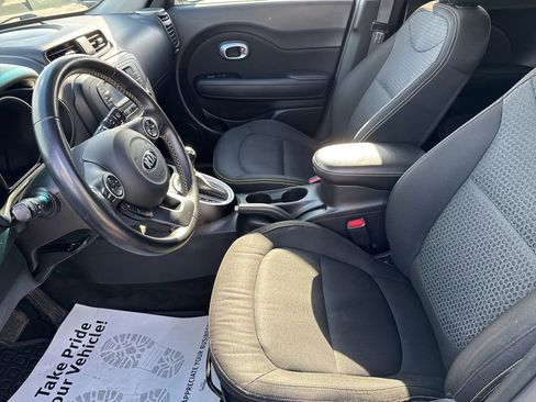 Used 2016 Kia Soul + w/ Designer's Package FWD image 26