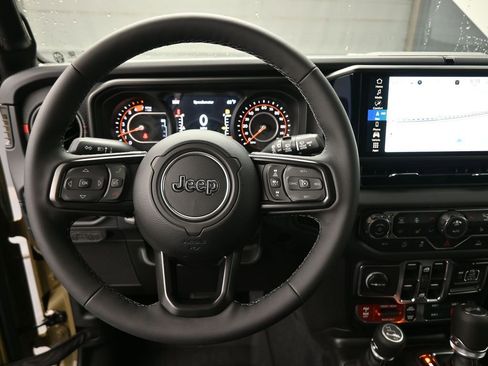 New 2026 Jeep Wrangler Unlimited Rubicon AWD/4WD image 7