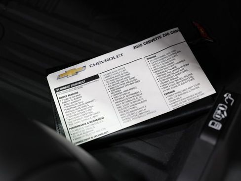 Used 2025 Chevrolet Corvette Z06 image 24