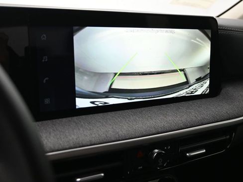 New 2026 Nissan Kicks SV FWD image 18