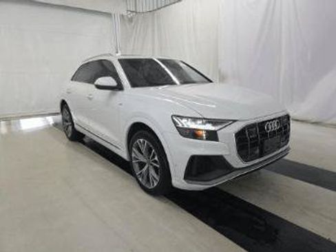 Used 2023 Audi Q8 Premium Plus w/ Premium Plus Package AWD/4WD image 3