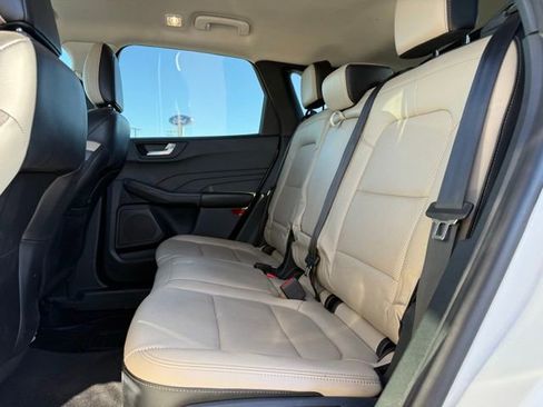 Used 2021 Ford Escape SEL image 16