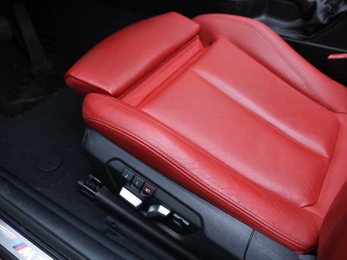 Used 2016 BMW M235i Convertible image 39