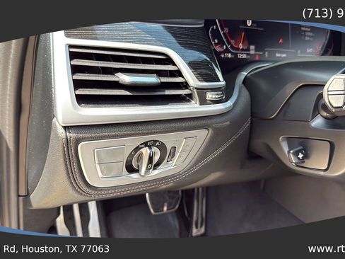 Used 2020 BMW 750i xDrive w/ Executive Package image 20