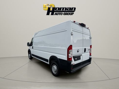 Used 2026 RAM ProMaster 2500 w/ Convenience Group FWD image 3
