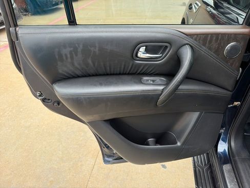 Used 2022 Nissan Armada Platinum w/ Captain's Chairs Package RWD image 14