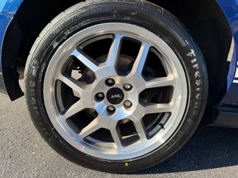 Used 2008 Ford Mustang Shelby GT500 RWD image 36