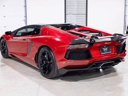 Used 2016 Lamborghini Aventador LP 700-4 AWD/4WD image 7