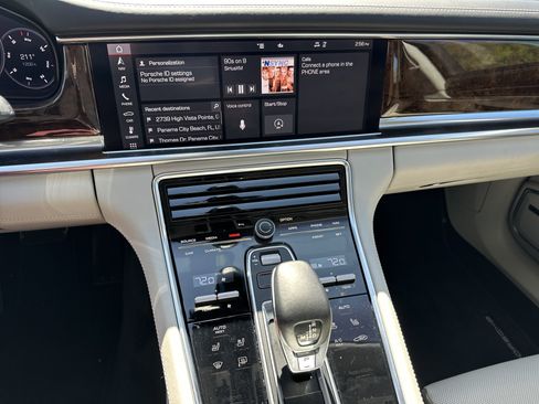 Used 2021 Porsche Panamera GTS image 23