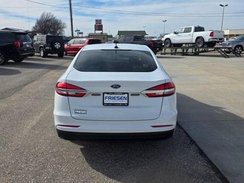 Used 2019 Ford Fusion S image 4