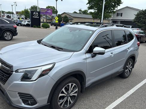 Used 2022 Subaru Forester Limited w/ Popular Package #3 AWD/4WD image 7