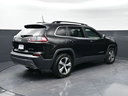 Used 2022 Jeep Cherokee Limited image 5