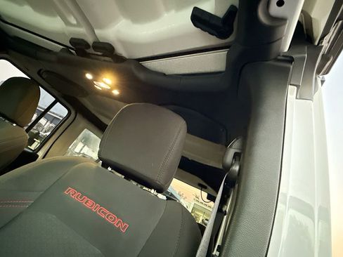 Used 2021 Jeep Wrangler Unlimited Rubicon w/ LED Lighting Group image 20