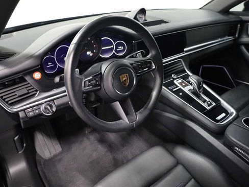 Used 2023 Porsche Panamera 4 image 4