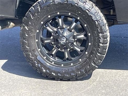 Used 2016 Ford F350 Platinum w/ FX4 Off-Road Package image 36