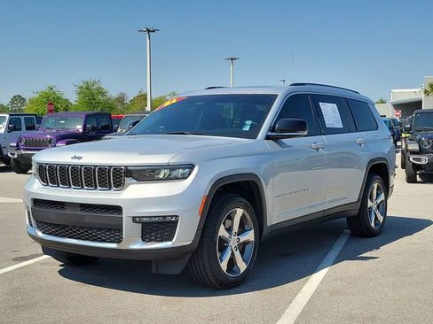 Used 2021 Jeep Grand Cherokee L Limited image 3
