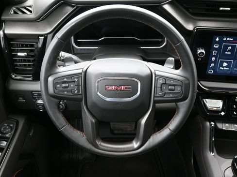 Used 2023 GMC Sierra 1500 AT4 w/ Technology Package AWD/4WD image 15