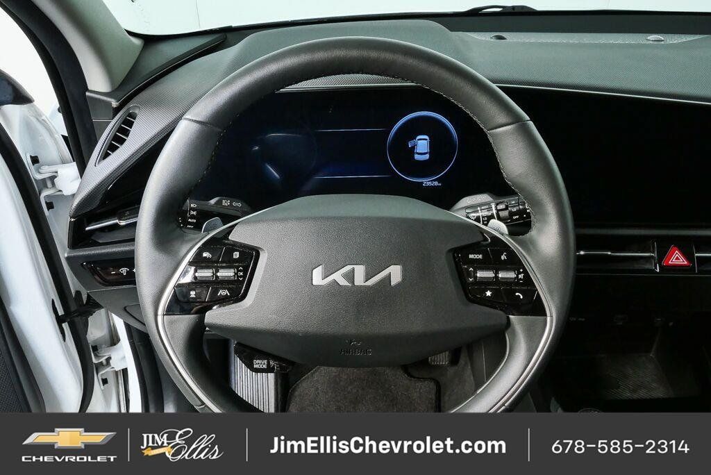 Used 2023 Kia Niro Wind w/ Wind Preserve Package FWD image 8