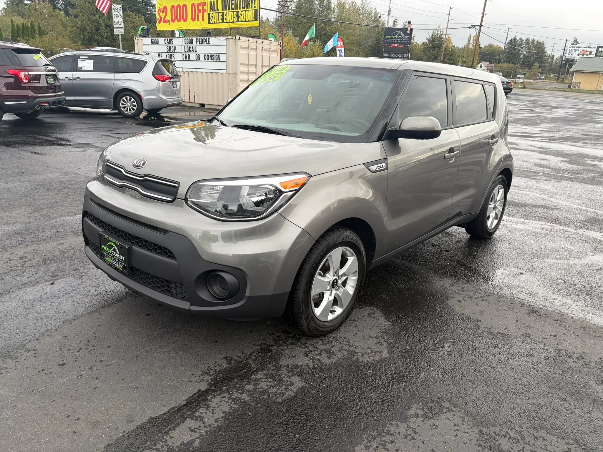 Used 2018 Kia Soul w/ Convenience Package FWD image 4