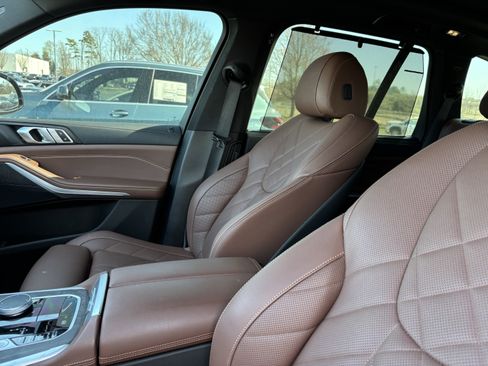 Certified 2023 BMW X5 sDrive40i w/ Premium Package image 17