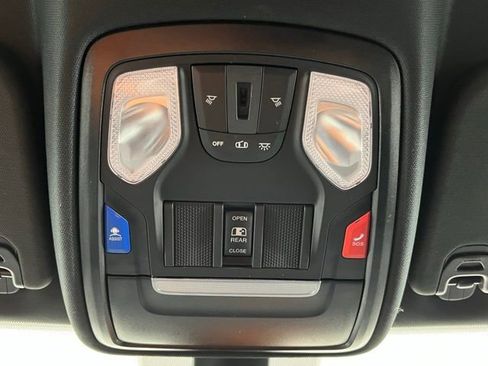 Used 2023 RAM 1500 Big Horn AWD/4WD image 19