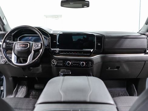 Used 2023 GMC Sierra 1500 Elevation w/ Preferred Package image 9