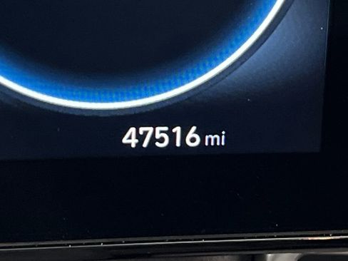 Used 2024 Hyundai Elantra SEL image 41