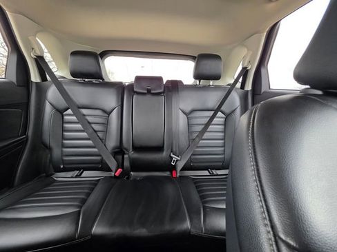 Used 2024 Ford Edge SEL w/ Convenience Package image 33