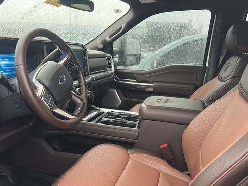 Used 2025 Ford F250 King Ranch image 2