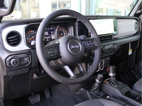 New 2026 Jeep Gladiator Sport image 12