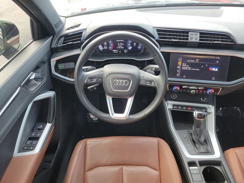 Used 2021 Audi Q3 2.0T Premium w/ Convenience Package image 15