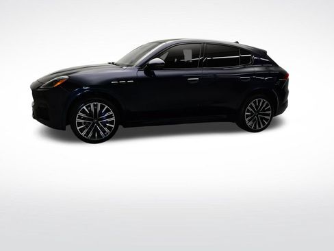 Used 2023 Maserati Grecale Modena AWD/4WD image 2