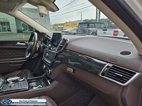 Used 2018 Mercedes-Benz GLS 550 4MATIC image 20