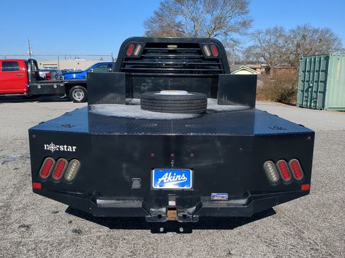 Used 2023 Ford F450 Lariat image 4