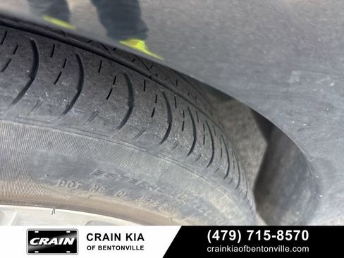 Used 2013 Chevrolet Camaro LT image 8