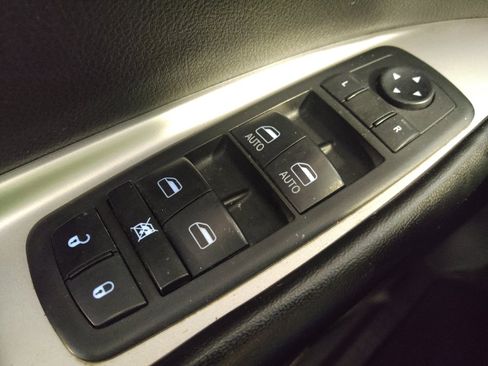 Used 2018 Dodge Journey GT w/ Driver Convenience Group FWD image 27